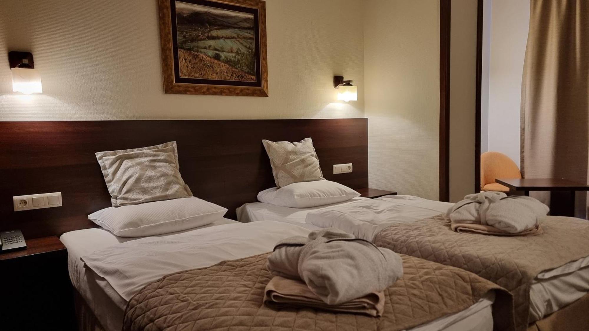 Hotel Nad Przelomem Сромовце-Нижне Экстерьер фото