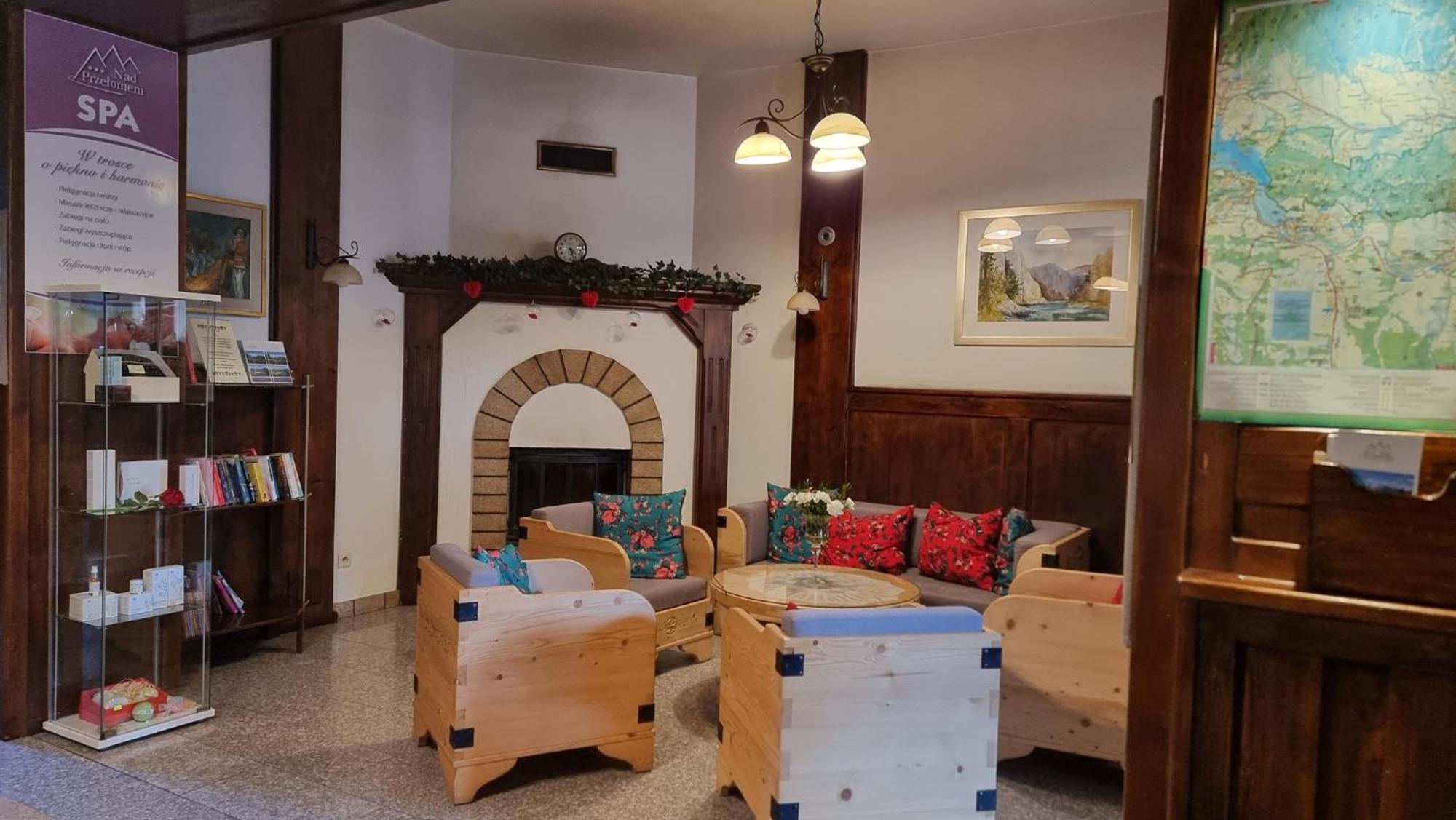 Hotel Nad Przelomem Сромовце-Нижне Экстерьер фото