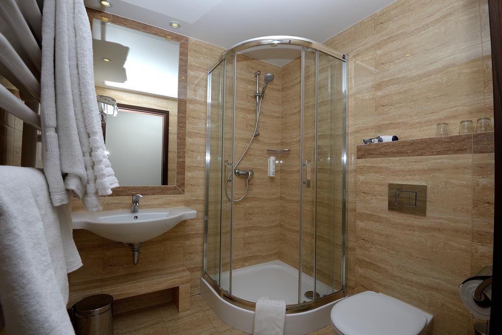 Hotel Nad Przelomem Сромовце-Нижне Экстерьер фото